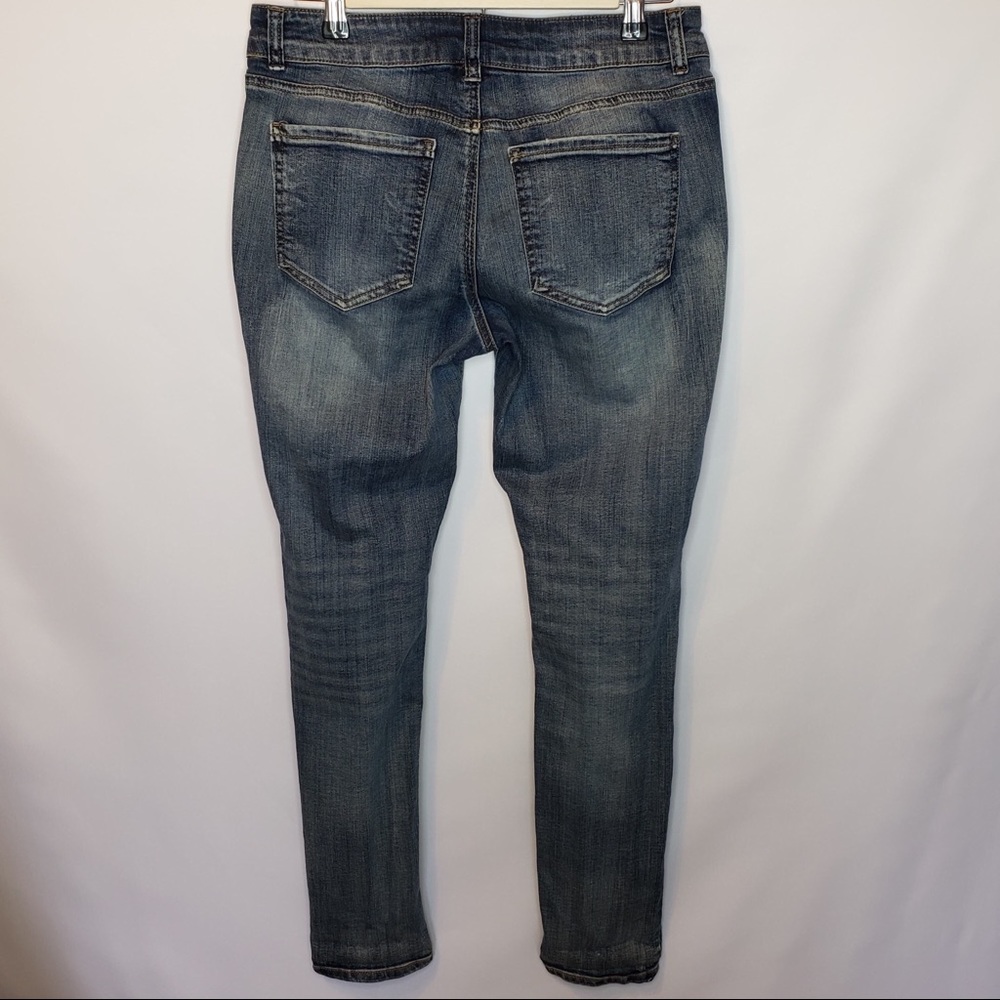 Refuge Destroyed Distressed Ripped Jeans Denim - Picture 4 of 6